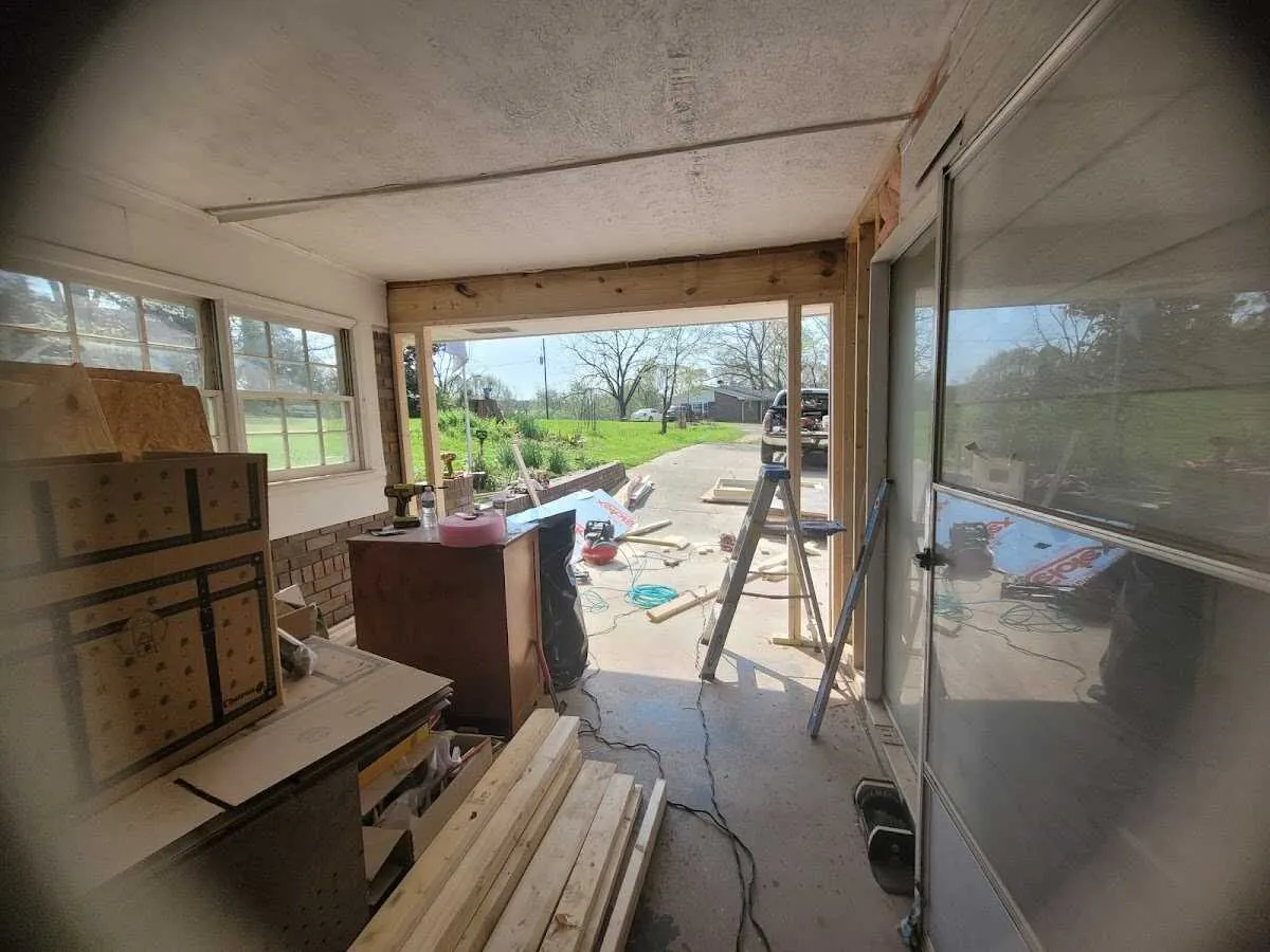 Air movers and dehumidifier for Drying & Dehumidification in Hartford